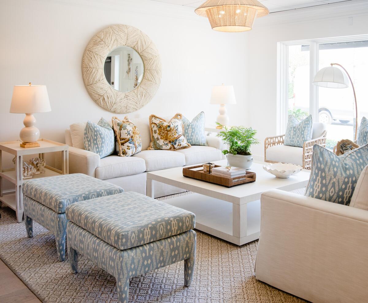 Are furniture stores dying, or just changing? Are furniture stores dying, or just changing?