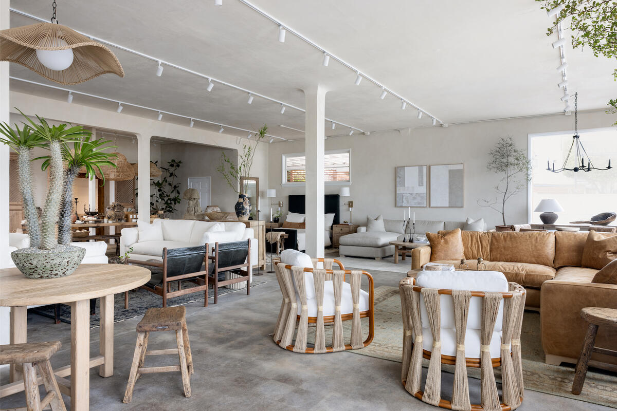 Nina Campbell opens a London flagship, Swedish antiques in Montana and more Nina Campbell opens a London flagship, Swedish antiques in Montana and more